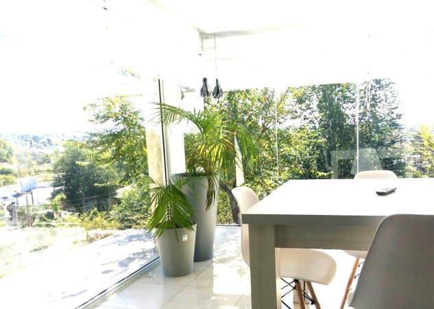 CASA EN VENTA 4DOR CON VISTA