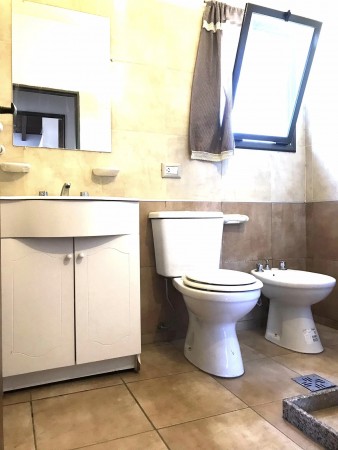 DUPLEX DE 2 DOR COCHERA PATIO PROPIO  GAS NATURAL SIN EXPENSAS