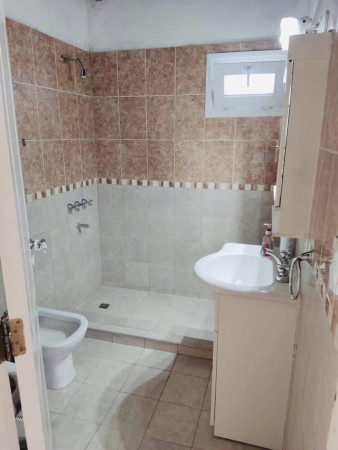 CASA GRANDE  VISTA  AL LAGO DE CATEGORIA