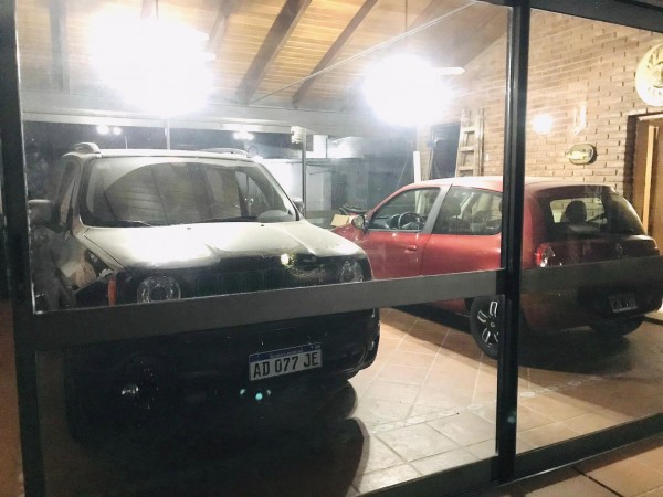 CASA DE CATEGORIA RECIBES DEPTOS  EN PERMUTA