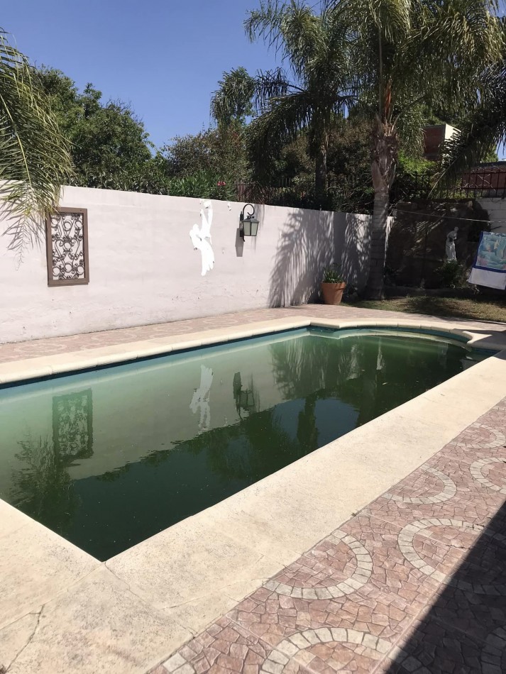 CASA EN PERMUTA POR DEPTOS EN CARLOS PAZ