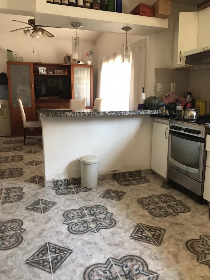 CASA EN PERMUTA POR DEPTOS EN CARLOS PAZ