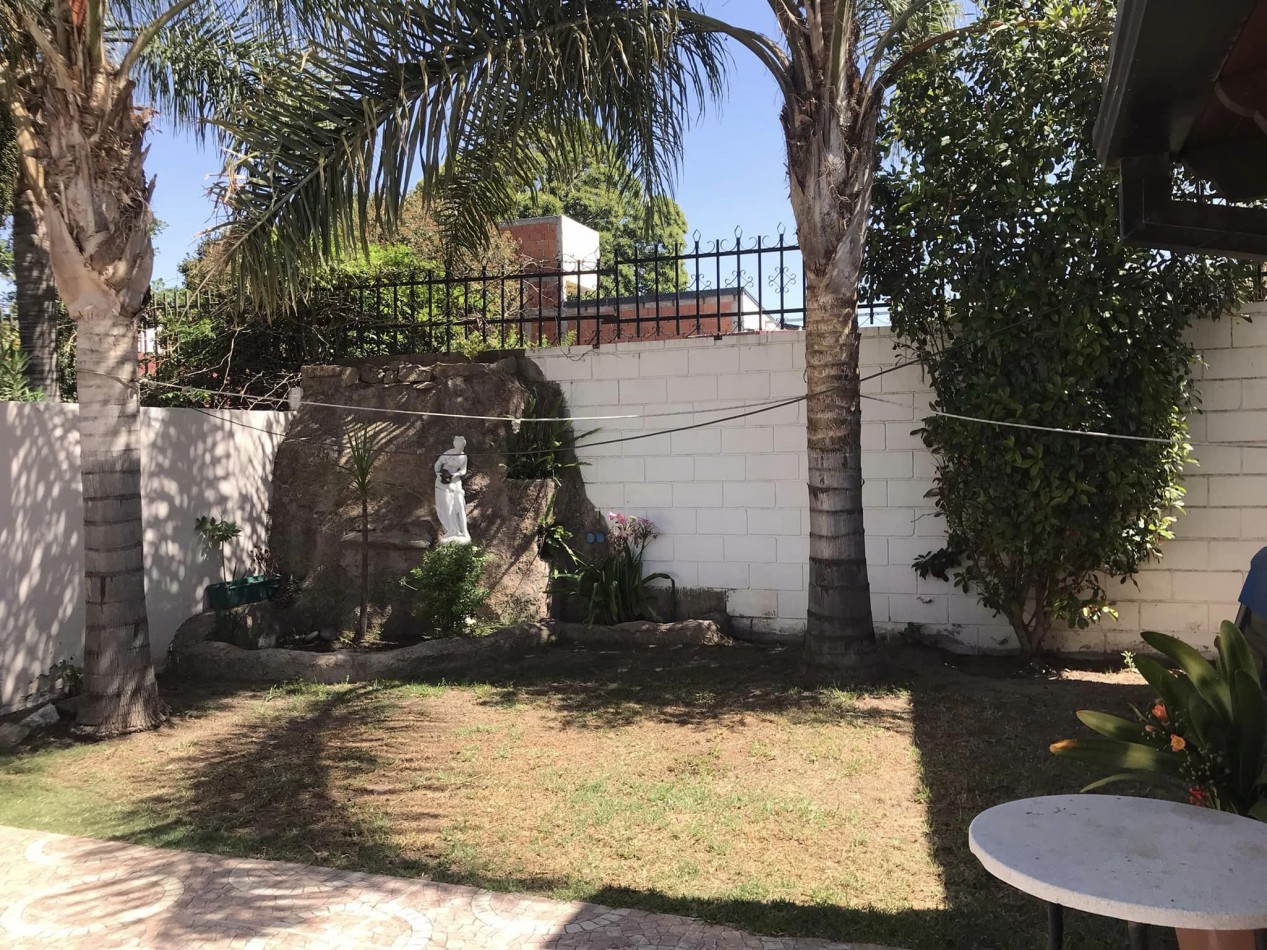 CASA EN PERMUTA POR DEPTOS EN CARLOS PAZ