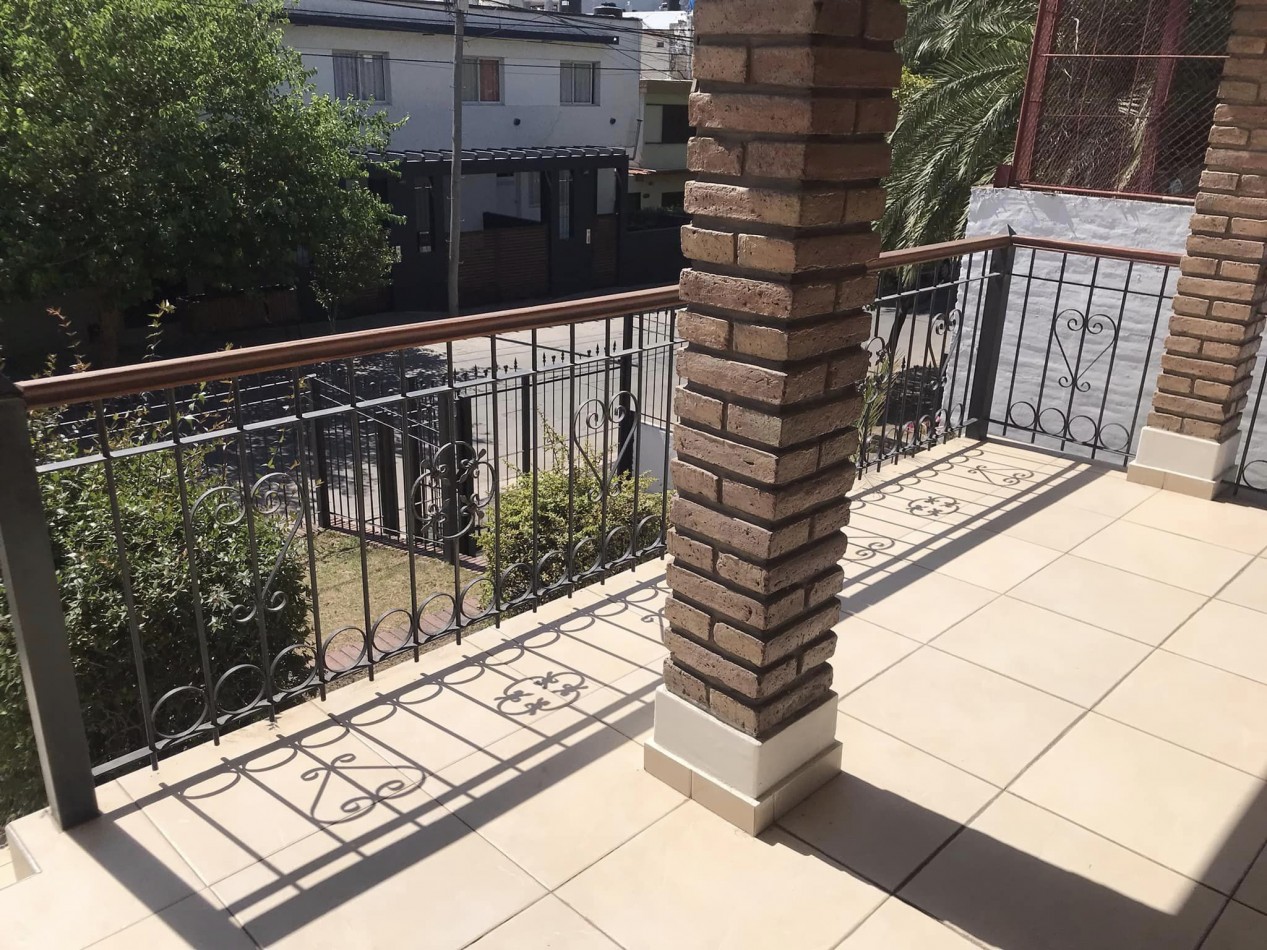 CASA EN PERMUTA POR DEPTOS EN CARLOS PAZ