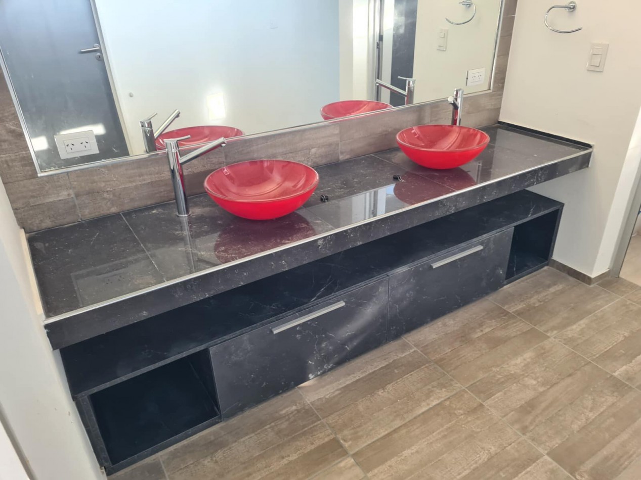 CASA BARCO DE DISEÑO EN VILLA DEL LAGO VISTA SOÑADA