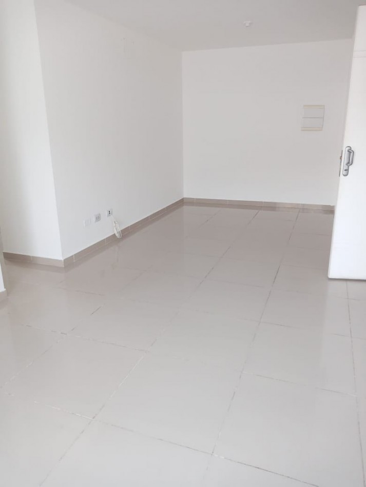 DEPARTAMENTO EN EL VOW CON TERRAZA Y COCHERA