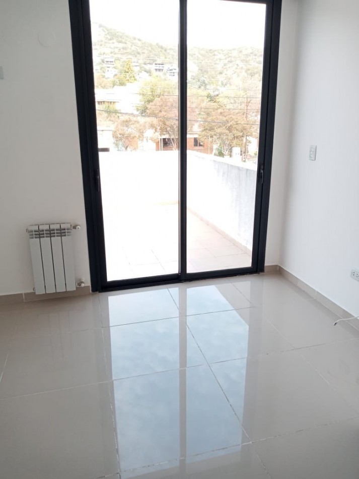 DEPARTAMENTO EN EL VOW CON TERRAZA Y COCHERA