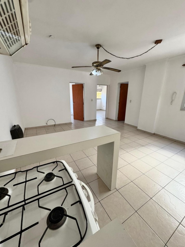 DEPARTAMENTO CENTRO COCHERA 1 DOR