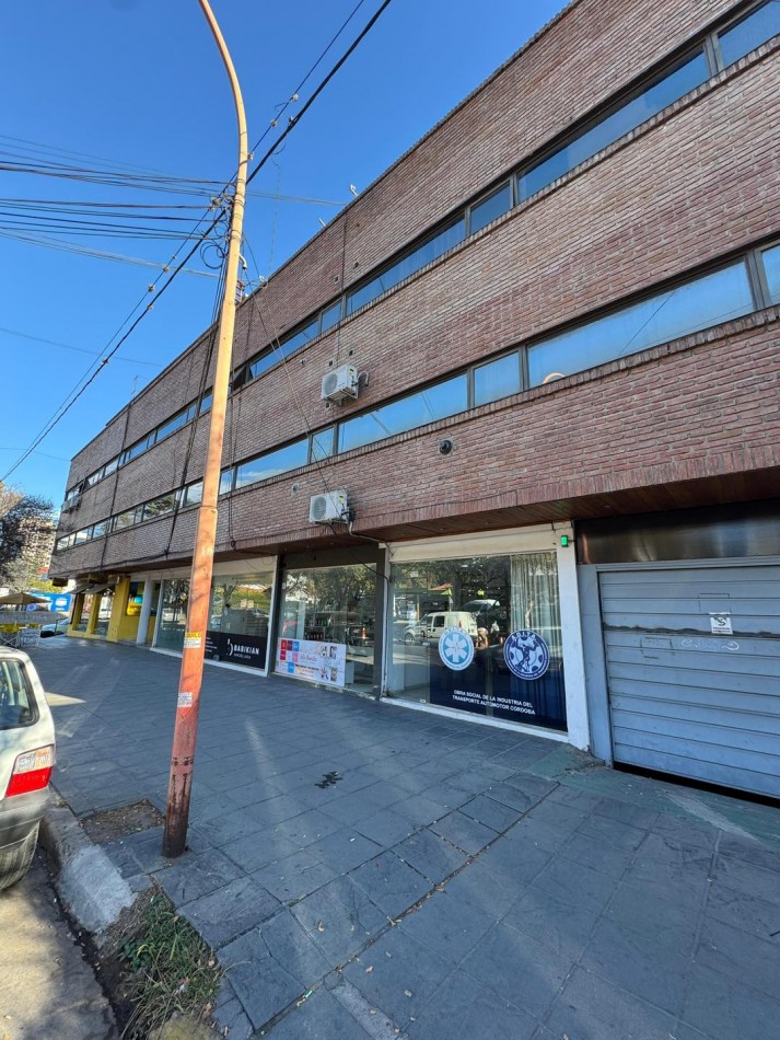 DEPARTAMENTO 2 DOR 2 COCHERAS CENTRO