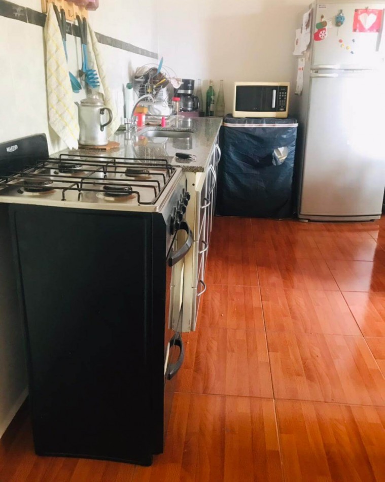 Departamneto con cochera y gas natural calle Jose Ingenieros