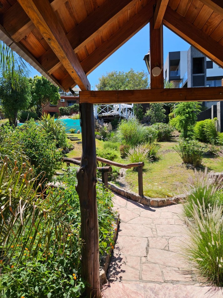 Complejo de 5 Cabañas listas para trabajar