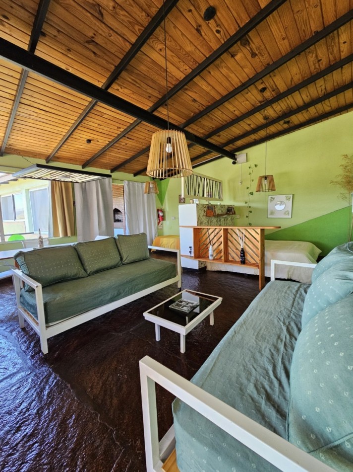 Complejo de 5 Cabañas listas para trabajar