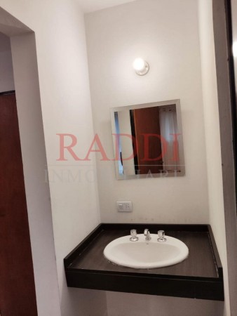 DEPARTAMENTO AMPLIO CON PATIO 