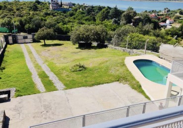 CASA GRANDE  VISTA  AL LAGO DE CATEGORIA